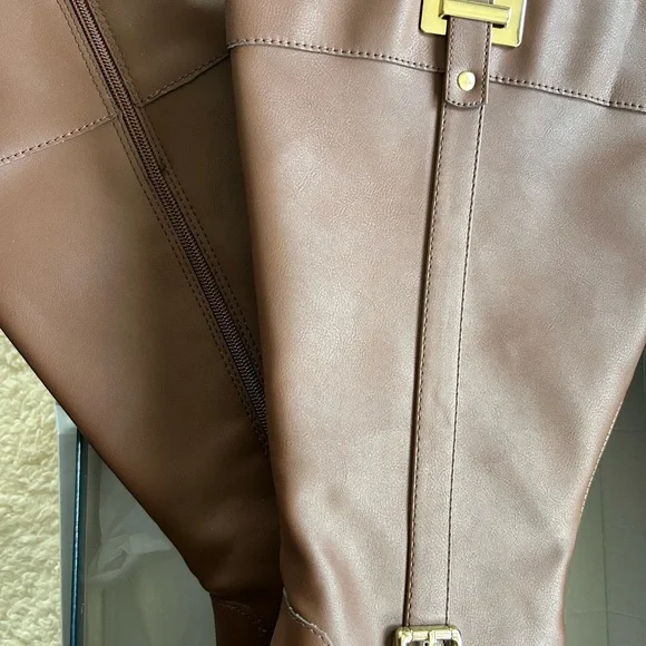 Karen Scott Brown Tall Riding Boots with Gold Buckle - Picture 3 of 4